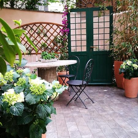 B&B La Piazzetta Delle Regine Roma Exterior foto